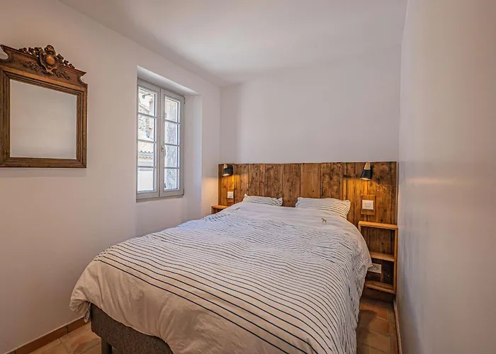 Апартаменты Duplex Au Coeur Du Vieux Centre-ville Сент-Максим